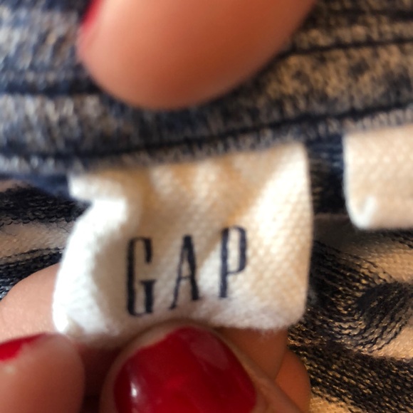 GAP tank top - Picture 2 of 2